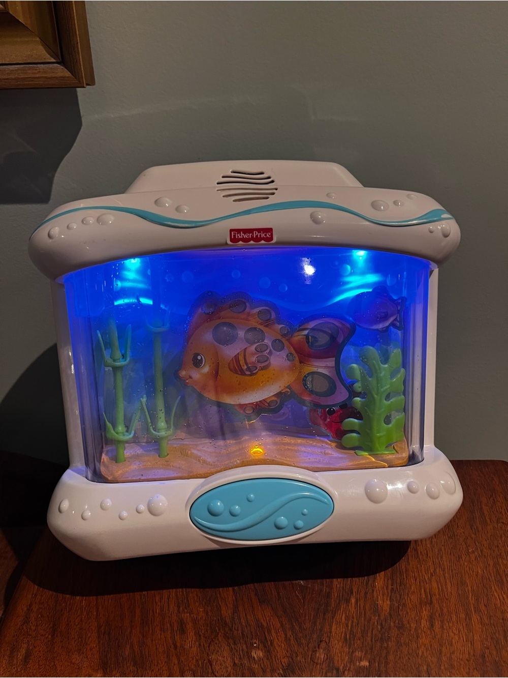 Fisher Price Ocean Wonders Aquarium Baby Crib Soother WORKING 2007 no water